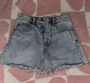 Zara Shorts thumbnail 1