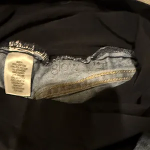 a:glow Maternity over the bellyDenim Ankle Jeans with Embroidered Floral Accents thumbnail 2