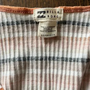Billabong Long Sleeve Ribbed Cropped Top Deep V-neck Striped Size XS thumbnail 3