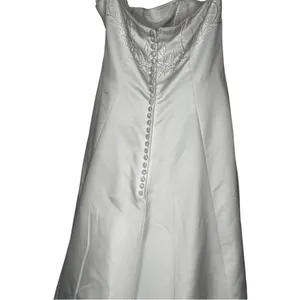 Michaelangelo David's Bridal Wedding Dress‎ thumbnail 4