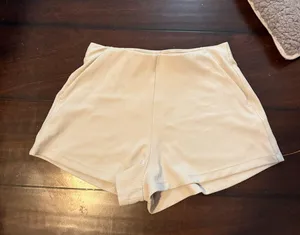 Lululemon Ribbed Softstream Shorts 2" thumbnail 5