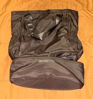 Black Drawstring BEYOND YOGA Black Convertible Gym Bag Backpack thumbnail 1
