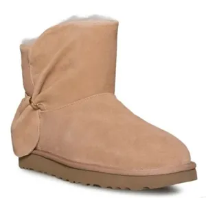 UGG Mini Twist Arroyo Boot size 8 thumbnail 1