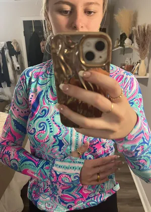 Lilly Pulitzer Luxletic shirt thumbnail 2