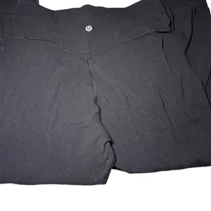 Lululemon Align Cropped Joggers 23" thumbnail 2