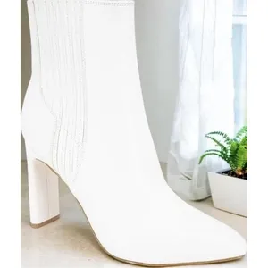 BCBGeneration Women's Cloud Dancer Kalia zipper Pointed Toe Boots Size 6.5 thumbnail 2
