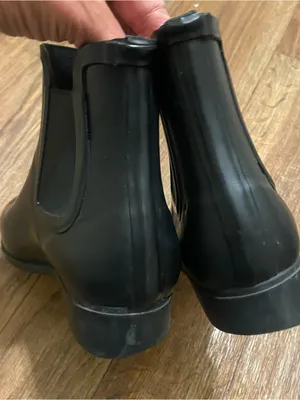 The Gap Womens Size 8 Chelsea Black Rubber Ankle Rain Boots Booties 6”H Tall thumbnail 6