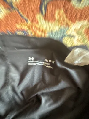 Under Armour black XS athletic shorts  thumbnail 3