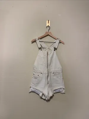 Free People We The Free sun kissed denim short overalls Size 4 thumbnail 3