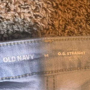 Old Navy OG‎ Straight Jeans High Rise Light Wash Denim Secret Smooth Pockets 16 thumbnail 2