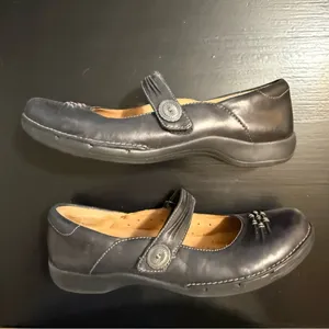 Clark’s unstructured Mary Jane‎ shoes, size 8 narrow leather thumbnail 4