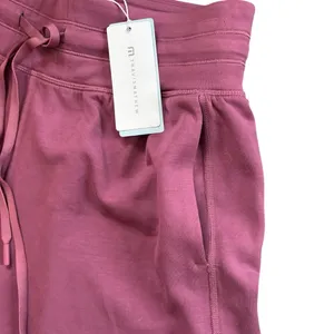 Travis Mathew Skylift Soft Tie Short W/Pockets Sz S in Damson GOLF Resortwear thumbnail 7
