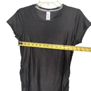 New Balance Isaac Mizrahi Live Shirt Women's Medium Black Striped Tee Activewear thumbnail 4