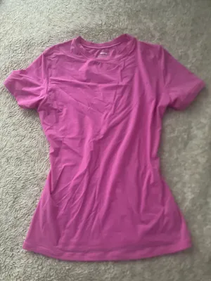 SKIMS T-Shirt thumbnail 1
