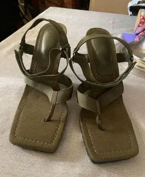 Women's Wild Diva Green Sandals Size 10 thumbnail 1