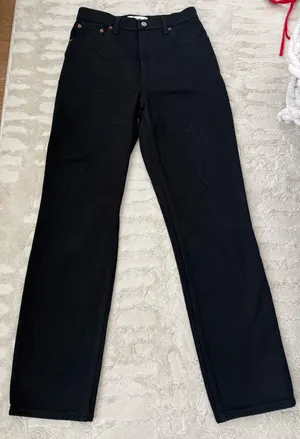 Abercrombie Ultra High-Rise Straight Jeans thumbnail 1
