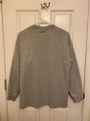 Jones & Mitchell Sportswear University Of Cincinnati Bearcats Long Sleeve Shirt thumbnail 4