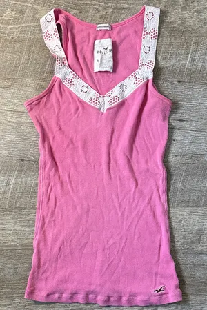 Hollister Y2K Pink Layering Tank Top Size Medium thumbnail 1