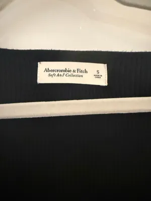 Abercrombie & Fitch Black Sweater thumbnail 3