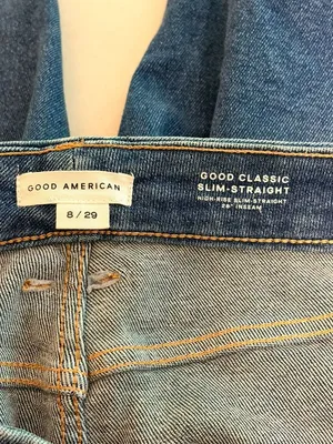 Good American Good Classic Slim Straight Leg Jeans Medium Wash Size 8 thumbnail 3
