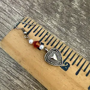 Silver Tone Heart Dangle Earrings w/ Red & White Beads Valentine’s Day thumbnail 5