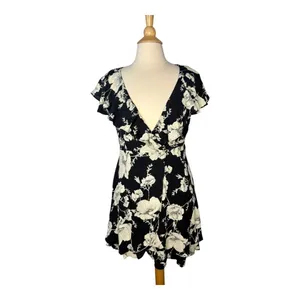 Free People Floral Wrap Mini Dress Womens Size Small Black White Ruffle Flutter‎ thumbnail 5