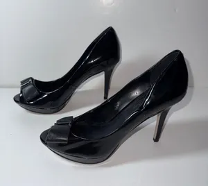 Black patent leather heels Size 6.5 thumbnail 2