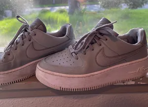 Sage Low Light Smoke Gray Air Force 1s thumbnail 1
