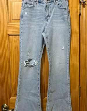 Gap Light Blue Distressed Women's Jeans thumbnail 1