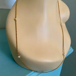 Vintage gold Avon necklace with pearls! Never worn, beautiful necklace! thumbnail 6