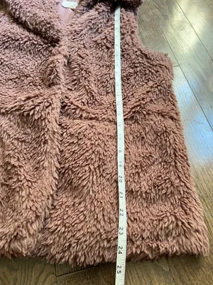 Thread and supply Sherpa shaggy vest women’s small thumbnail 7