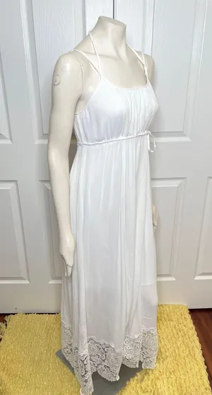 Motherhood Maternity Lace Hem Boho Maxi Dress in White size Small, NWOT thumbnail 9
