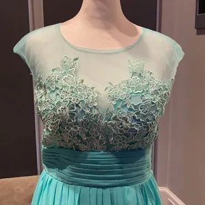 Women’s Chiffon Lace Appliqué Dress with Slit Prom Party Wedding NWOT 8 thumbnail 2