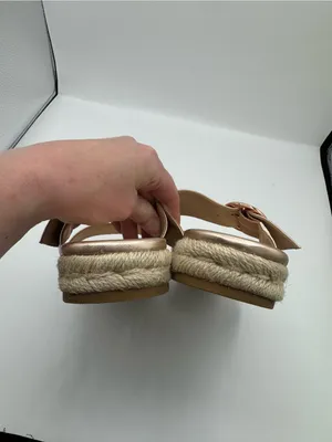 Stuart Weitzman Mykonos Two Strap Rose Gold Leather Sandals Size 6.5 thumbnail 3