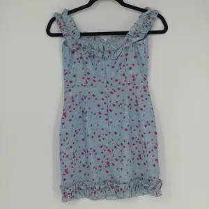 Superdown Revolve Sky Blue Floral Mini Dress Size Small Off The‎ Shoulder Girly thumbnail 9