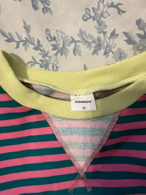 Amazon Sweatshirt Crewneck thumbnail 2