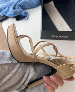 Tony Bowls Nude Heels thumbnail 6
