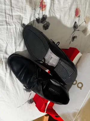 Van Heusen Men black shoes thumbnail 2