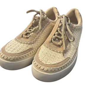 Outwoods Shauna-2 Fashion Sneakers Shoes Women SZ 8 Beige Crochet Sides Artsy thumbnail 1