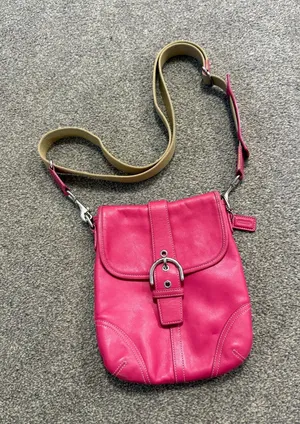 Vintage Coach Soho pink magenta crossbody bag signature monogram interior y2k thumbnail 1