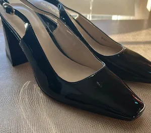 Women’s black sling back block heel closed square toe size 7 thumbnail 1