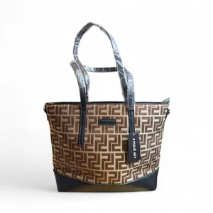 Fashion 2 Piece Bag NWT(NOT A FENDI BAG) Stylish Geometric Patterned Handbag Set thumbnail 8