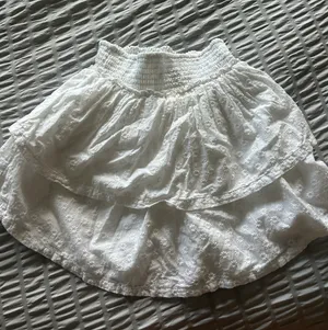 Hollister layered flowy skirt thumbnail 1