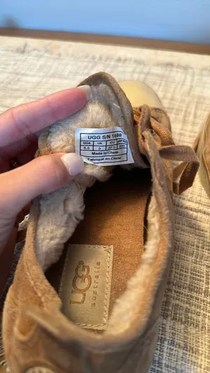 Sneakers thumbnail 3