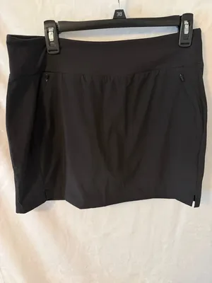 Athleta Black Athletic Skort with Side Zip Pockets thumbnail 2