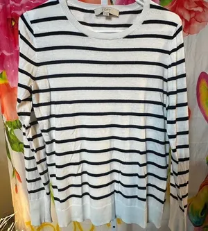 S399. LOFT white and black striped long sleeve top Size S thumbnail 1