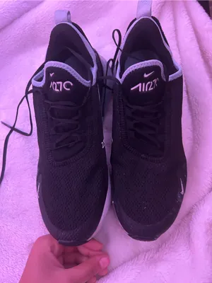 Nike 270s Black and White Women's Athletic Sneakers thumbnail 4