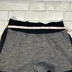 Lululemon Cool and Collected Women's Active Shorts Size 6 thumbnail 8