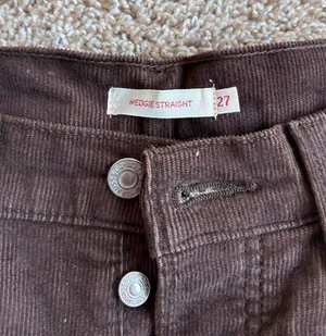 Levi’s Brown Corduroy Pants Premium Wedgie Straight thumbnail 3