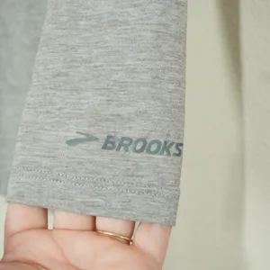 Brooks Women's Small Run Happy Gray Long Sleeve Holiday Graphic Running Shirt thumbnail 3